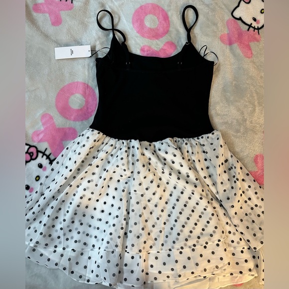 Women’s UO Sonnie Day Basque Waist Cami Mini Black & White Polka Dot Dress - Picture 8 of 10